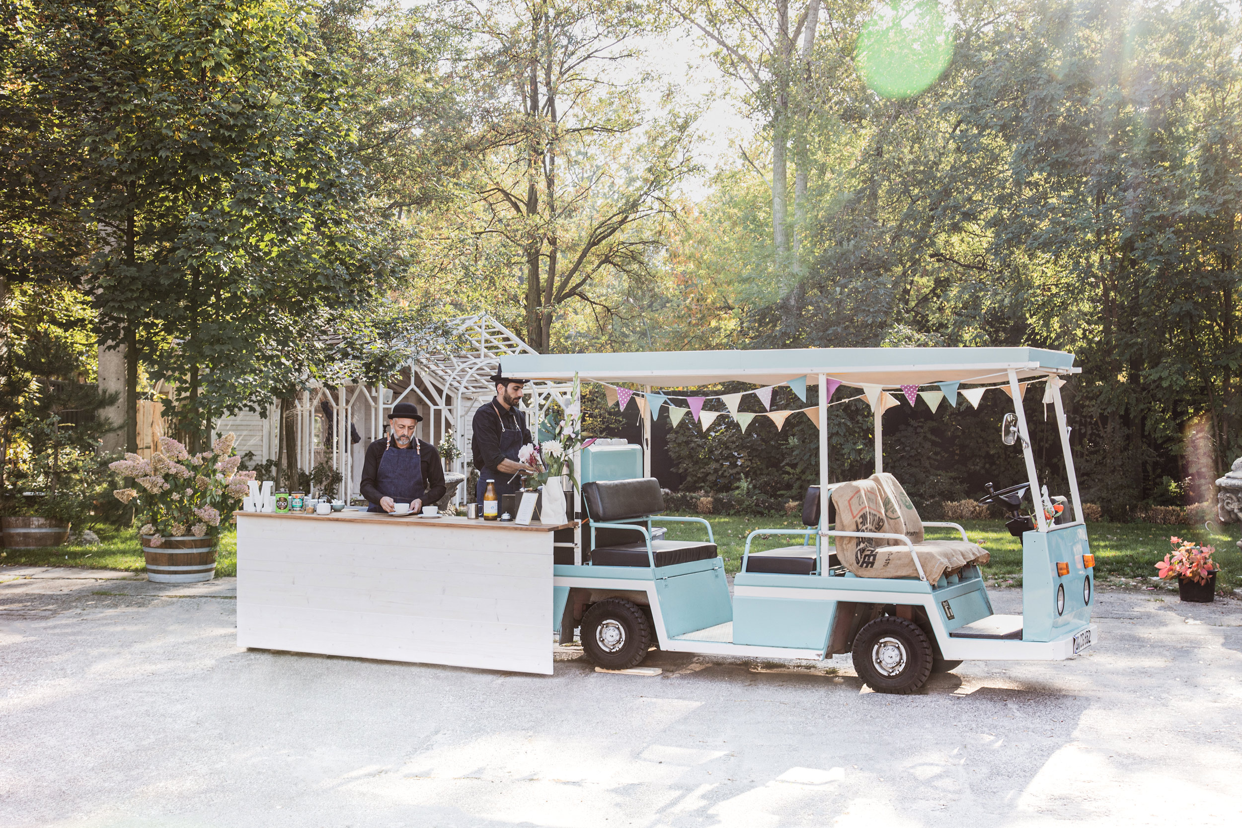 Die mobile Cocktail- und Kaffeemobil in der Hochzeitslocation Oberhafen Kantine Berlin